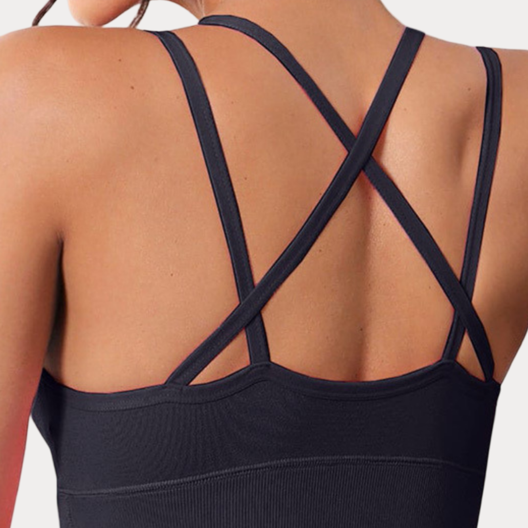 CROP TOP À BRETELLES FINES ET ENCOLURE EN U - MODERNE