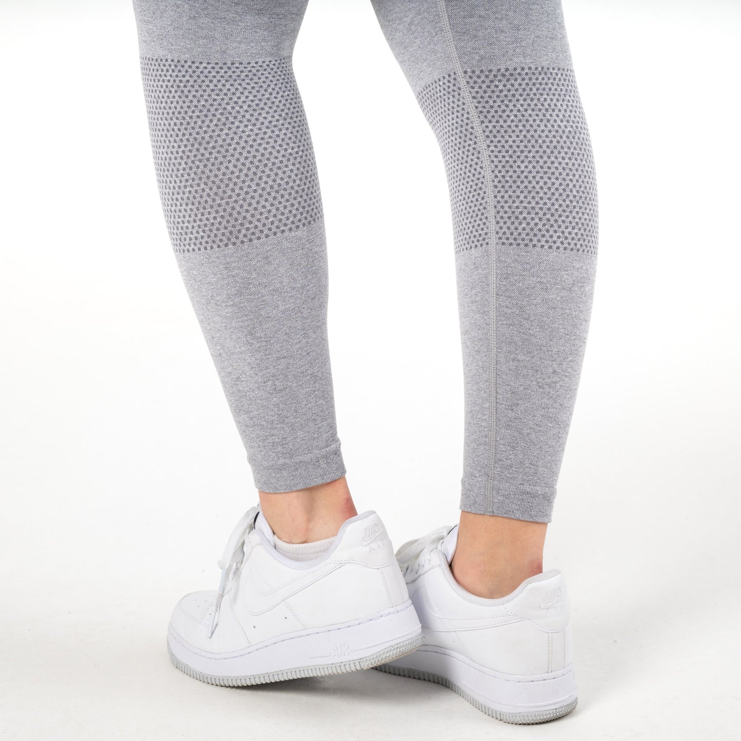 BASIC - LEGGINGS TAILLE HAUTE AVEC EFFET PUSH-UP SANS COUTURE