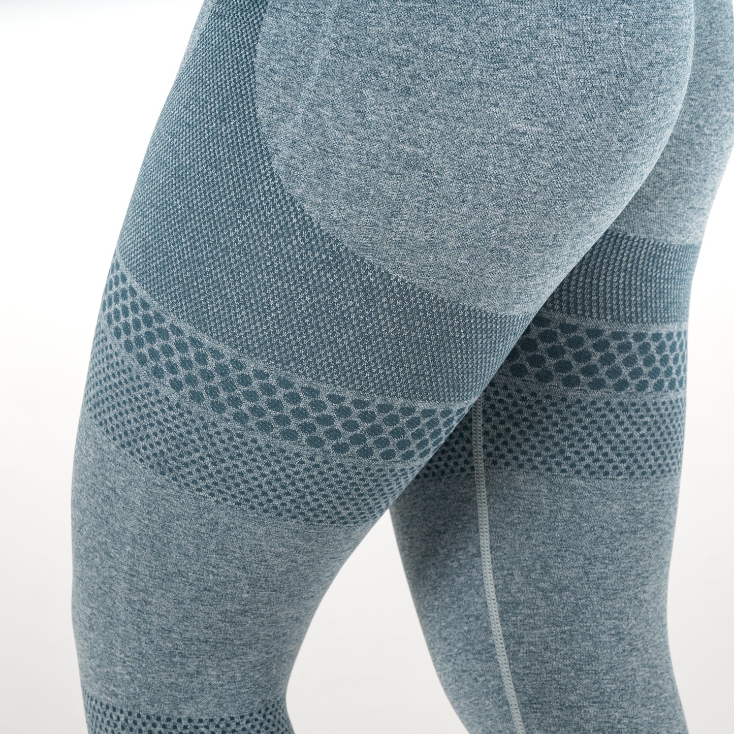 BASIC - LEGGINGS TAILLE HAUTE AVEC EFFET PUSH-UP SANS COUTURE