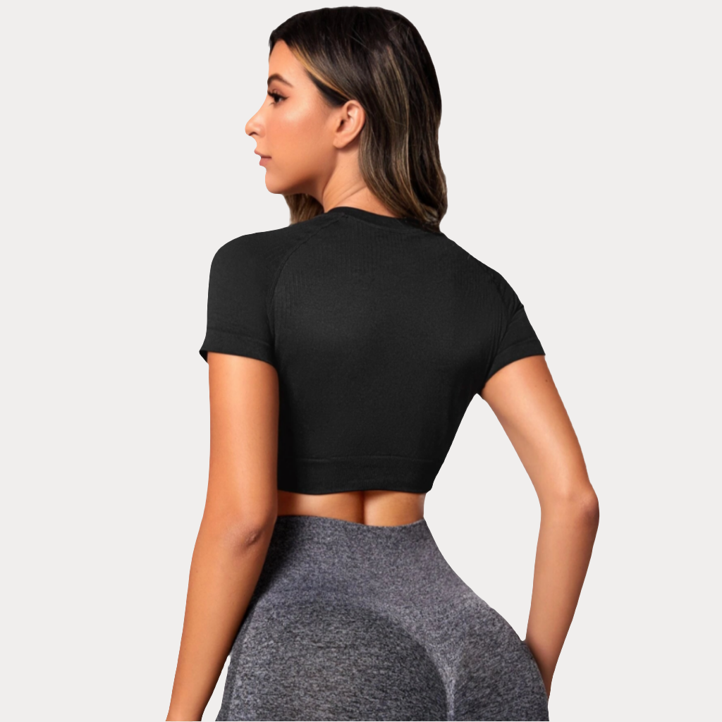 HAUT DE SPORT À MANCHES COURTES - BASIC