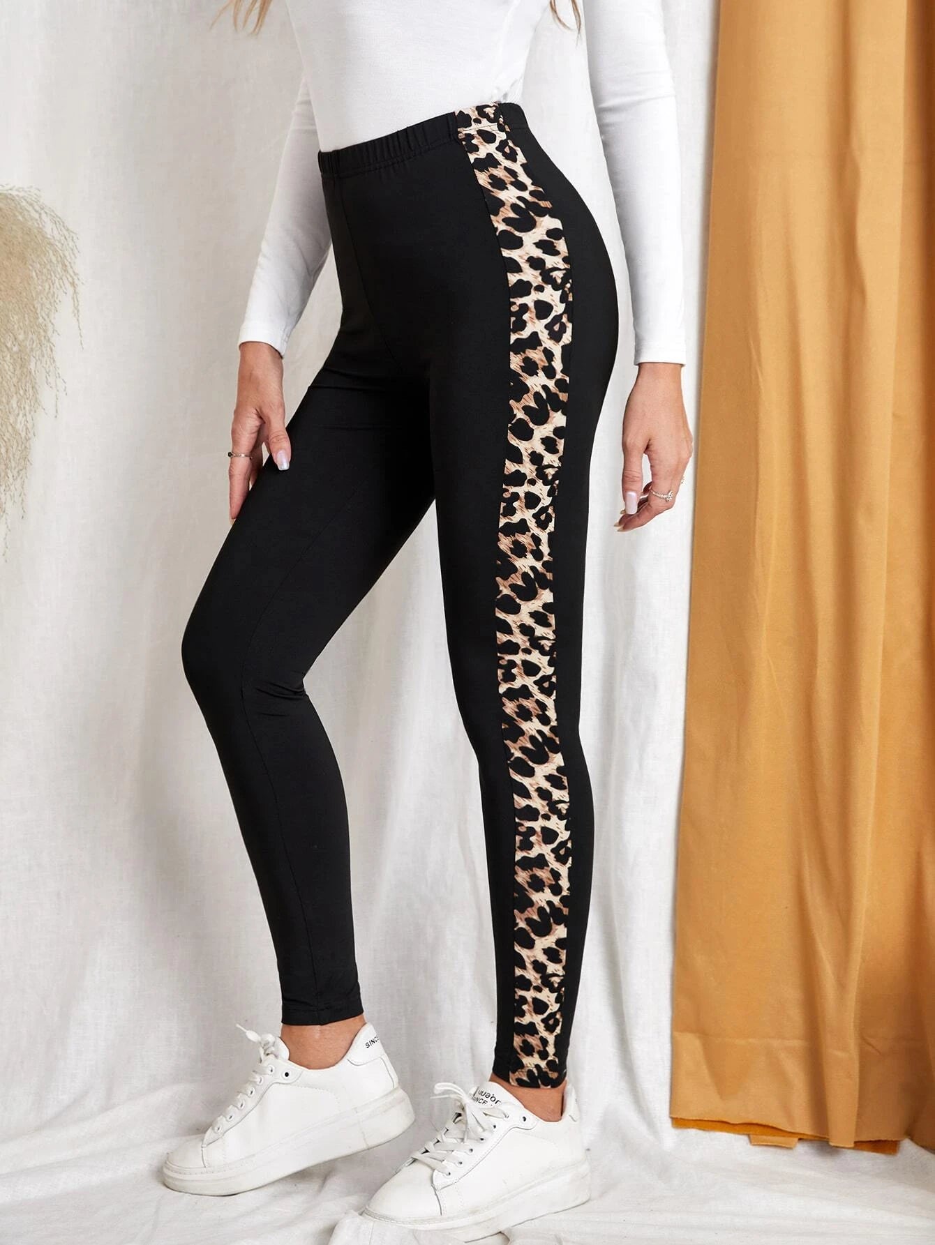 Leopard - Leggings con grafica leopardata laterale - UniX4U